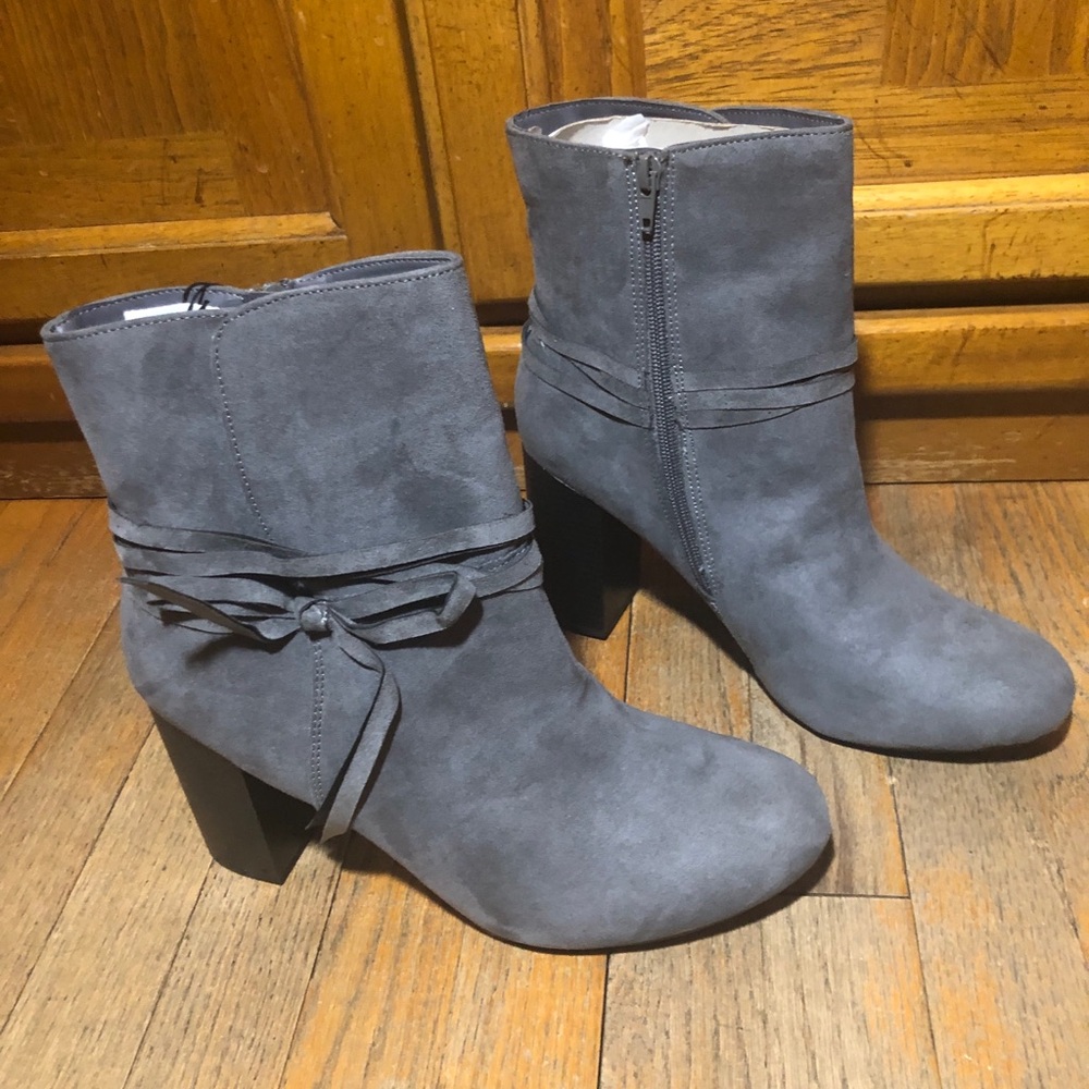 Christian Siriano Gray Ankle Boots - Picture 3 of 5